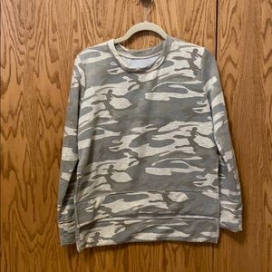 Camo sweatshirt